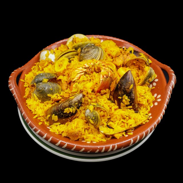 Paella Valenciana.